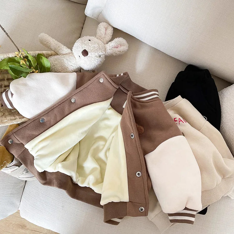Stylish and Warm Fleece Jacket for Toddler Boys and Girls (0-3 Years).