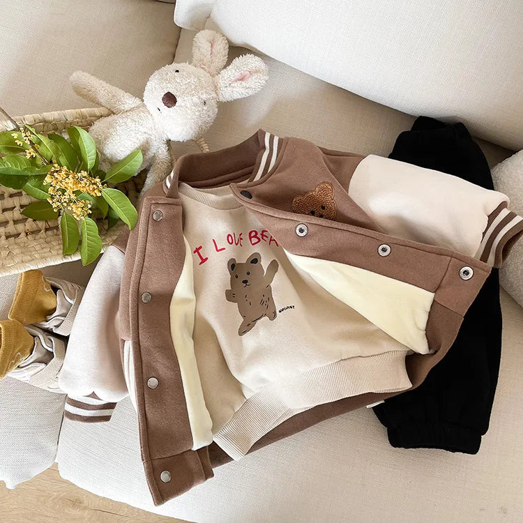 Stylish and Warm Fleece Jacket for Toddler Boys and Girls (0-3 Years).