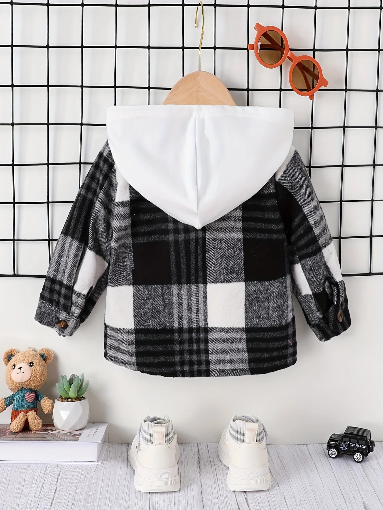 Autumn and Winter Plaid Jacket for Baby Boys: English-Style Hooded Coat with Pockets(6M-3 Years)
