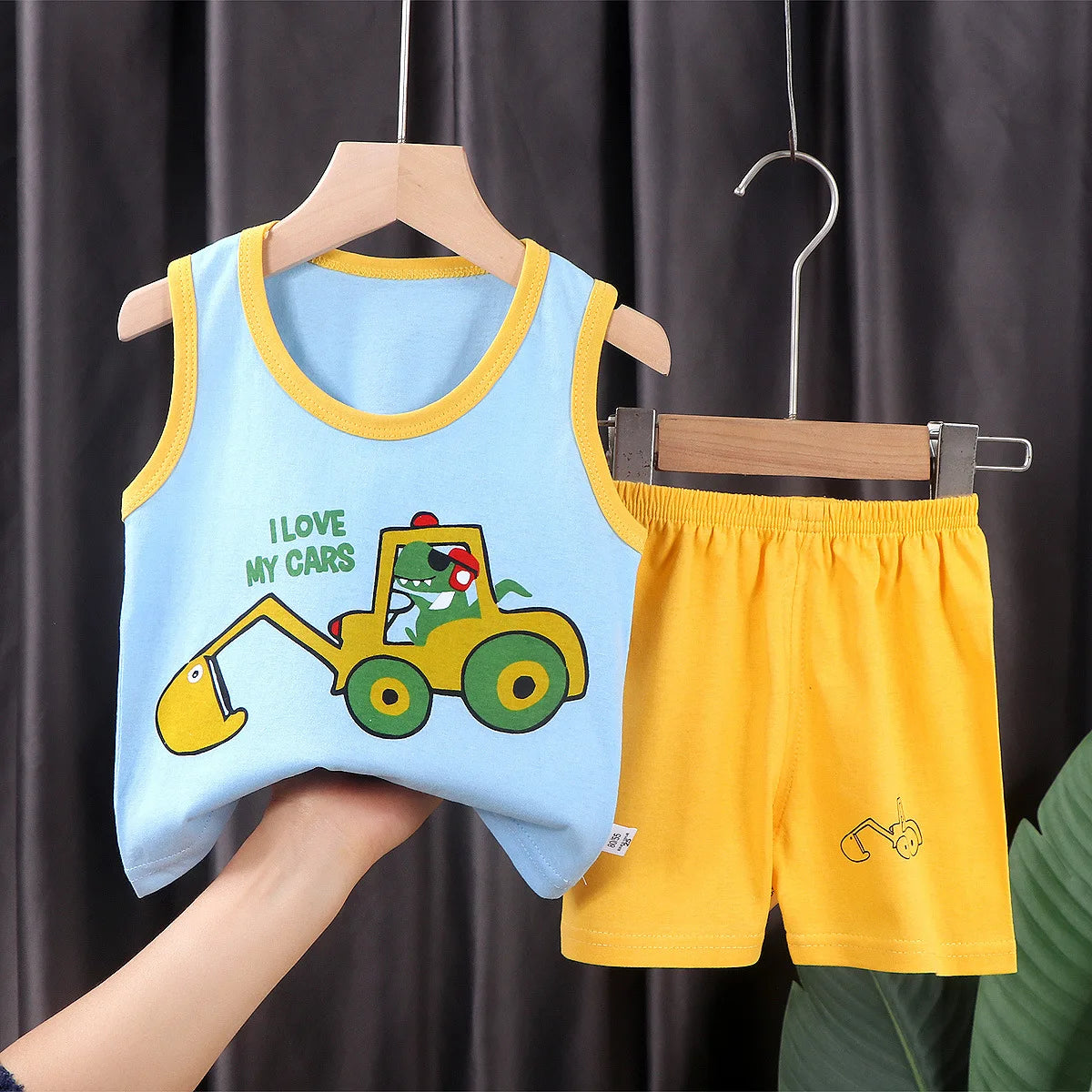 2-Piece Summer Kids' Outfit – Cotton Sleeveless Tank Top and Shorts Set for Boys (9M-8Years)