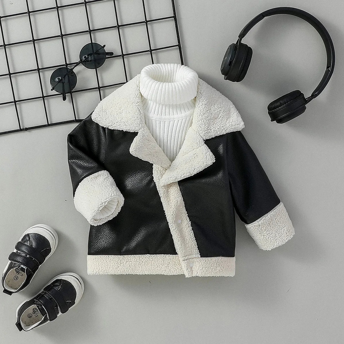 Winter Baby Boys Black Leather Jacket: Stylish Turn-Down Collar Coat for (3M-3Y)