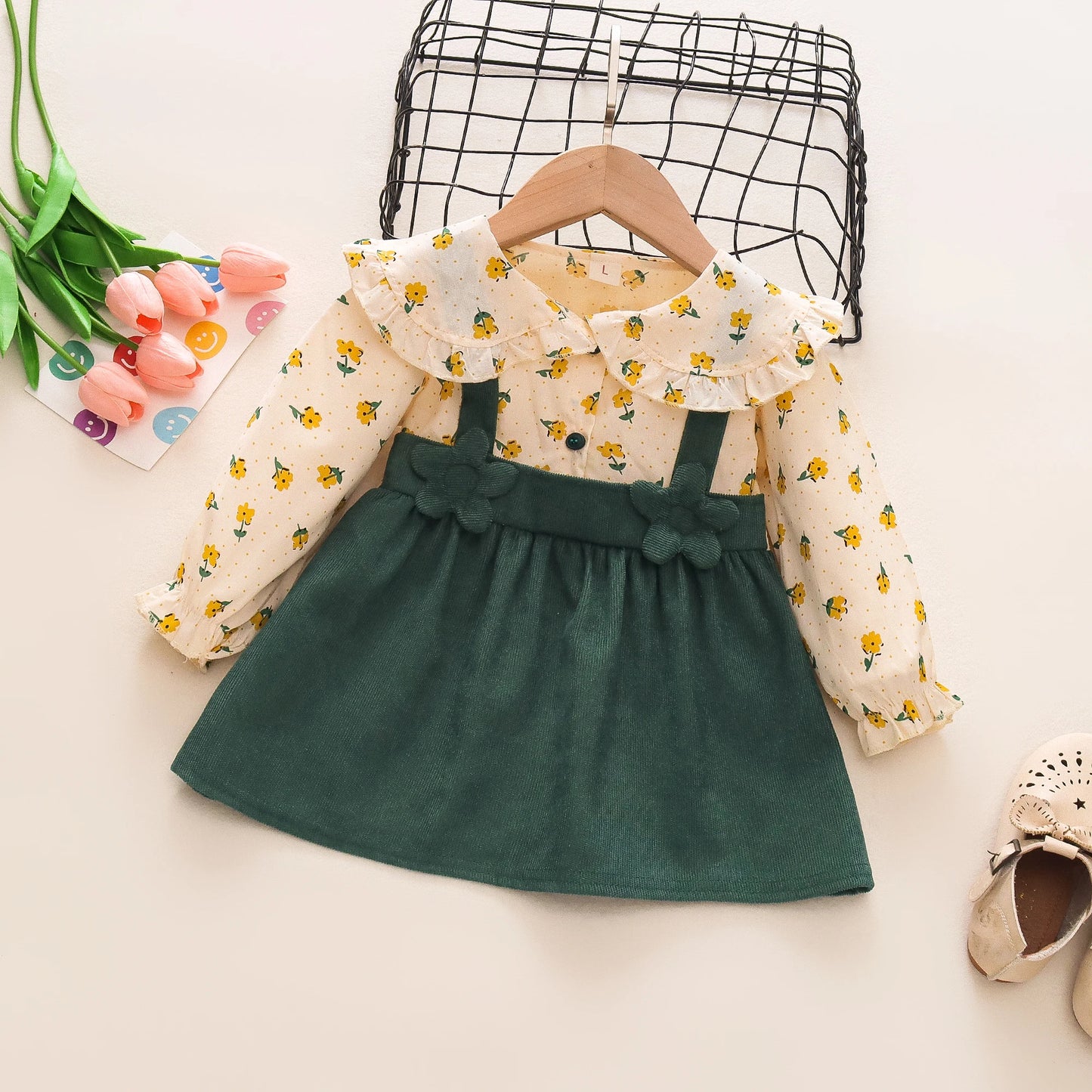 Adorable Autumn Newborn Girls' Long Sleeve Dress – Cartoon Fragmented Flower Lapel Baby Princess Dress with Cute Strap (9M-3Years)