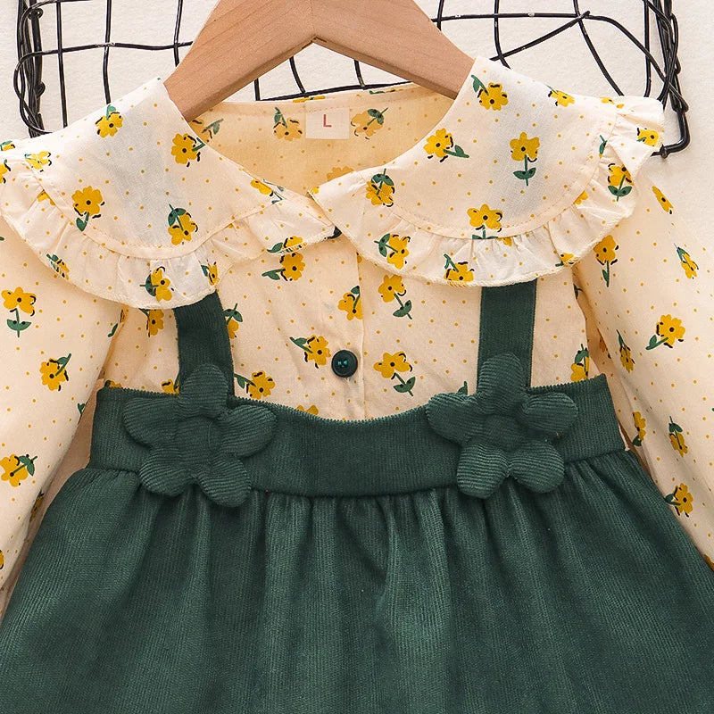 Adorable Autumn Newborn Girls' Long Sleeve Dress – Cartoon Fragmented Flower Lapel Baby Princess Dress with Cute Strap (9M-3Years)