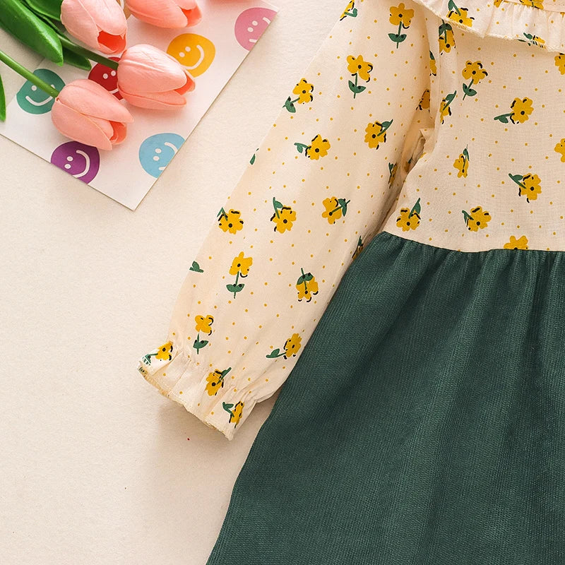 Adorable Autumn Newborn Girls' Long Sleeve Dress – Cartoon Fragmented Flower Lapel Baby Princess Dress with Cute Strap (9M-3Years)